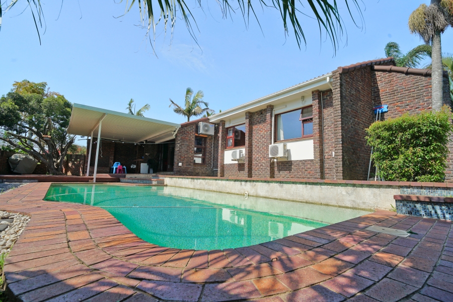 3 Bedroom Property for Sale in Beacon Bay Eastern Cape